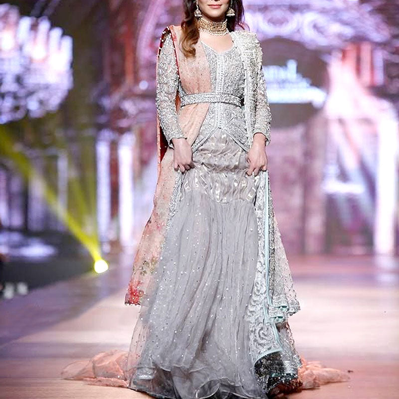 Grey Dresses 2025: Pakistani Grey Color Dress & Silver Fancy Dresses for Wedding Online in Pakistan DressyZone.com Grey Dresses 2025: Pakistani Grey Color Dress & Silver Fancy Dresses for Wedding Online in Pakistan DressyZone.com