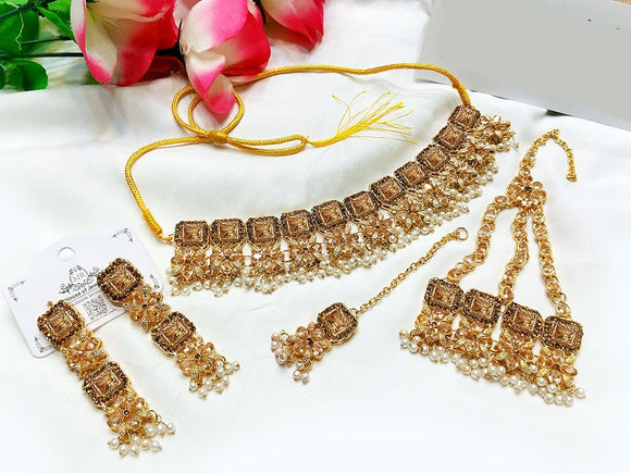Necklace Set with Earrings, Jhumar and Maang Teeka (DZ16764)