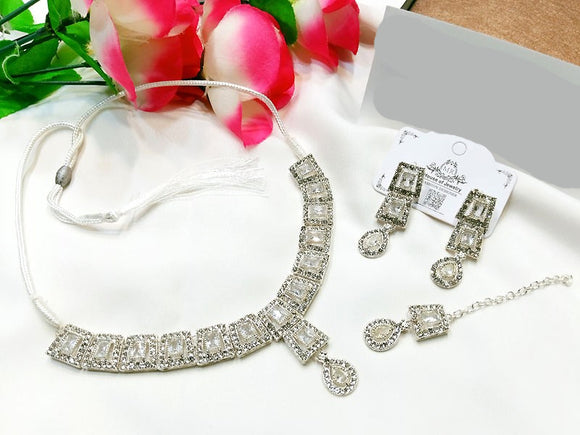 Indian Style Zircon Studded Silver Party Wear Jewellery Set (DZ16781)