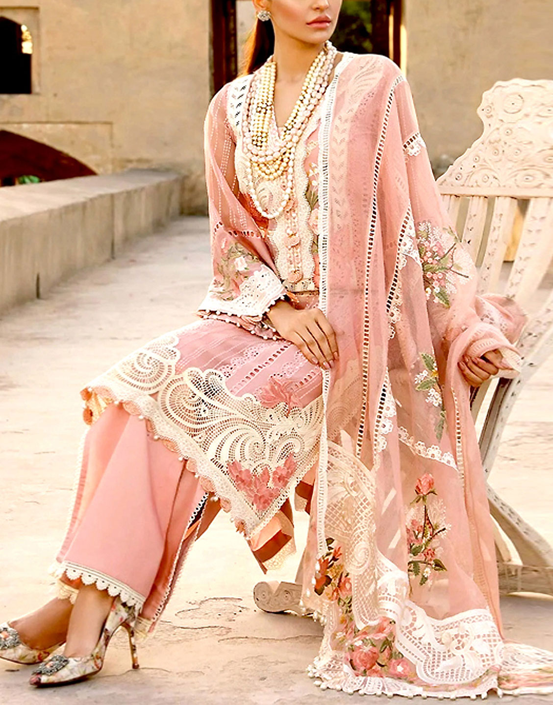 Luxury Heavy Schiffli Embroidered Lawn Dress with Embroidered Chiffon DressyZone.com Luxury Heavy Schiffli Embroidered Lawn Dress with Embroidered Chiffon DressyZone.com