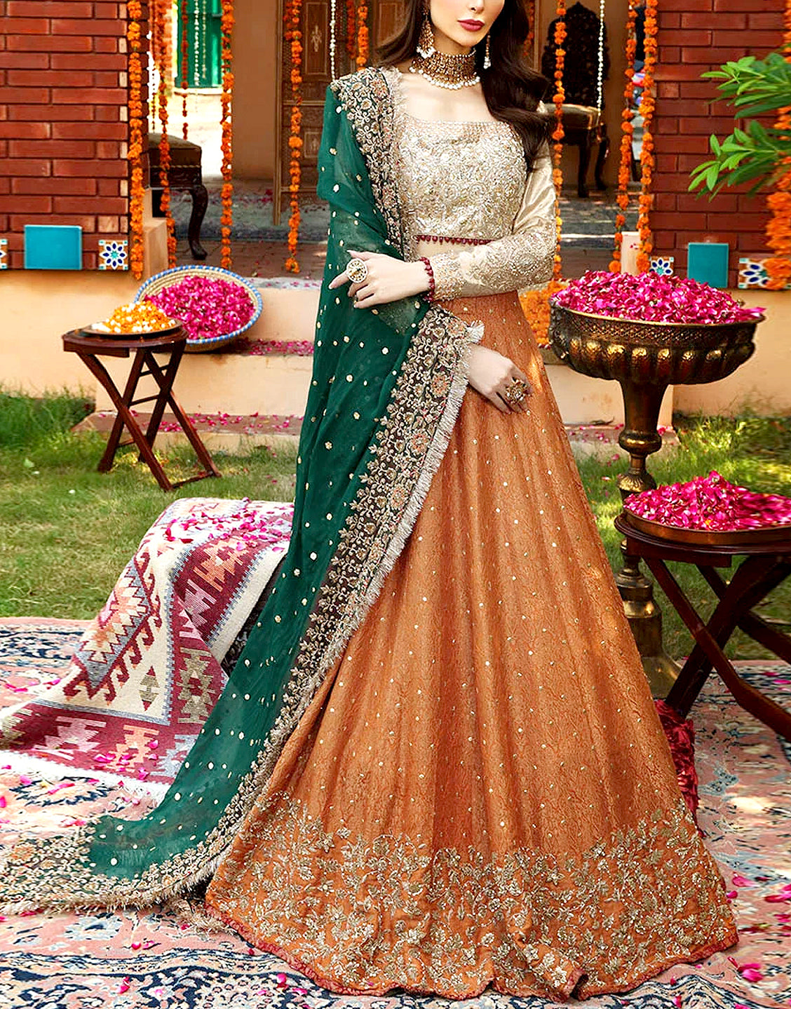 pakistani long dress design Knl, Pakistani dress design for girl simple, Pakistani Girl Dress Salwar kameez, Pakistani Dress Design For Girl Party Wear, Pakistani dress design for girl latest, Stylish Dress design for Girl,