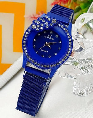 Noble Leaf Magnet Chain Fashion Watch for Ladies - Blue (DZ16063)