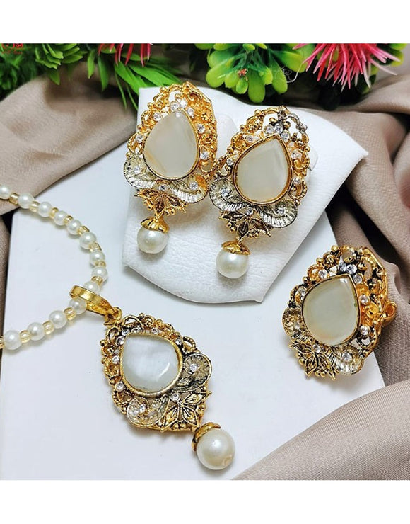 Egyptian Necklace Set with Adjustable Ring (DZ16364)