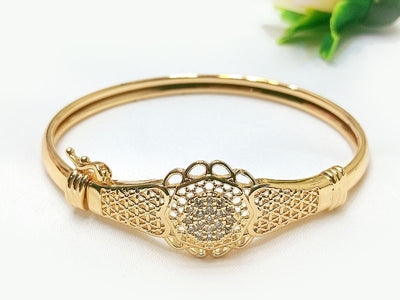 Elegant Golden Lock Kara Bracelet (DZ16415)