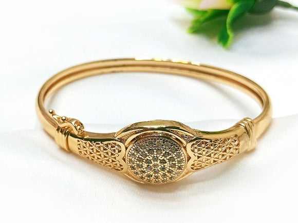 Elegant Golden Lock Kara Bracelet (DZ16417)