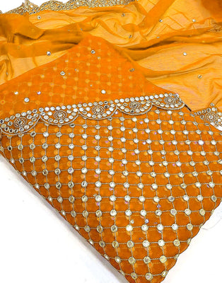Hiba Bukhari Design: 3-Piece 9mm Chiffon Dress with Cutwork Dupatta (DZ17839)