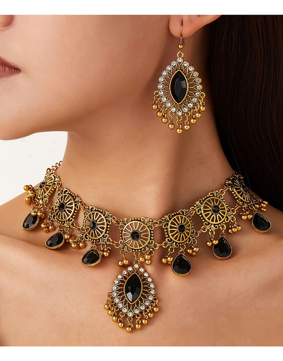 Indian-Inspired Vintage Women's Golden Necklace Set with Earrings (DZ18042)