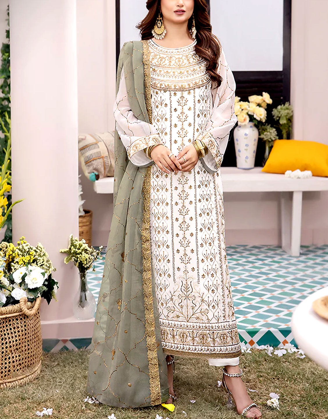 Heavy Embroidered White Chiffon Party Wear Dress (DZ18239) DressyZone.com Heavy Embroidered White Chiffon Party Wear Dress (DZ18239) DressyZone.com