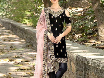 Embroidered Black Velvet Dress with Net Dupatta (DZ12506)